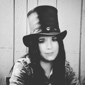 Meet your Posher, Brooke